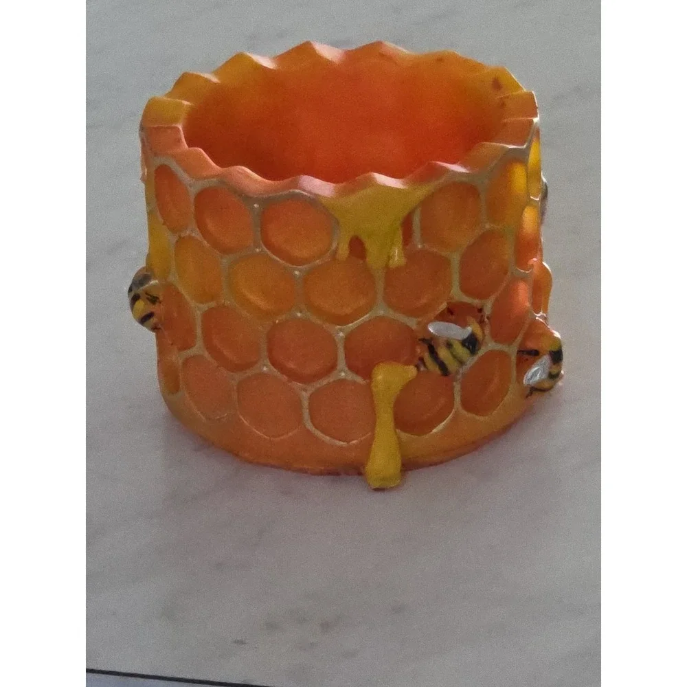 Handmade Resin Honey Bee Pot